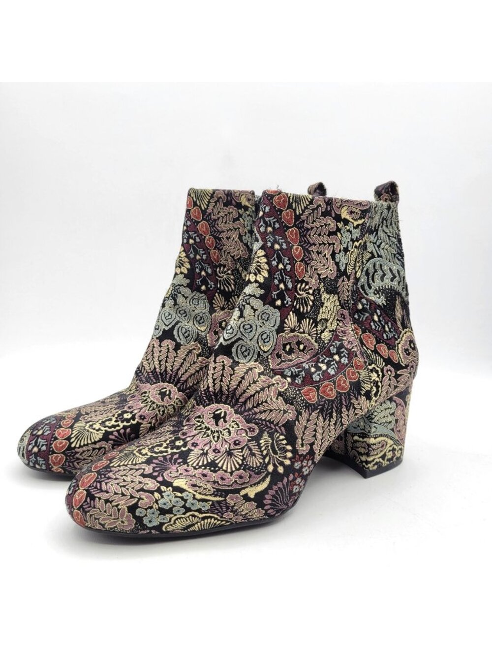 Gianni Bini JAYDENN Floral Embroidered Tapestry Style Booties Block Heel Zip 6m